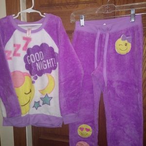 Girls pajamas
